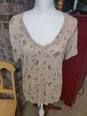 LC Couture Beige Printed Deep V-Neck Women's Western Inspired Top, Large